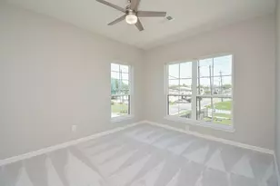 149 S 66th St, Houston, TX 77011 - Photo 19