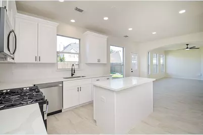 2422 Teal Run Place Drive, Fresno, TX 77545 - Photo 9