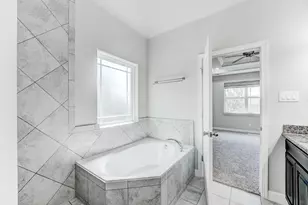 9626 Oaklawn Dr, Baytown, TX 77523 - Photo 25