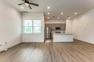 728 E 38th St, Houston, TX 77022 - Photo 3
