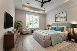 728 E 38th St, Houston, TX 77022 - Photo 5