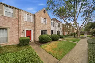 14535 Misty Meadow Ln, Houston, TX 77079 - Photo 3