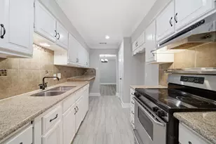 14535 Misty Meadow Ln, Houston, TX 77079 - Photo 5