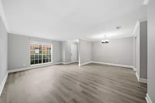 14535 Misty Meadow Ln, Houston, TX 77079 - Photo 9