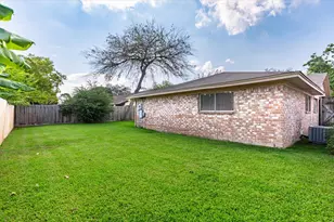 9306 Sanford Rd, Houston, TX 77031 - Photo 29