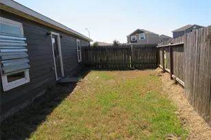 8006 Distant Harbor Rd, Baytown, TX 77523 - Photo 3