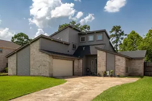 7615 Pine Hollow Dr, Humble, TX 77396 - Photo 1