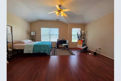 3409 Victorian Manor Lane, Houston, TX 77047 - Photo 9