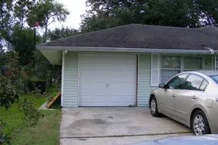 5751 Bellfort St, Houston, TX 77033 - Photo 5