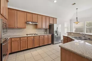 27126 Kendal Ridge Ln, Cypress, TX 77433 - Photo 9