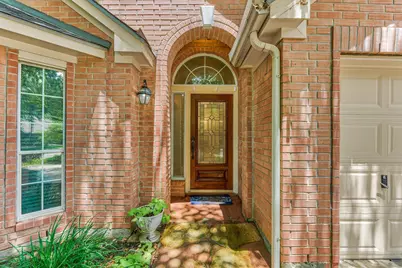 51 S Crossed Birch Place, The Woodlands, TX 77381 - Photo 3