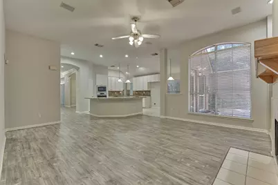 51 S Crossed Birch Place, The Woodlands, TX 77381 - Photo 17