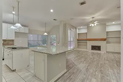 51 S Crossed Birch Place, The Woodlands, TX 77381 - Photo 13