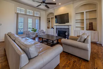 10929 Upland Park, Houston, TX 77043 - Photo 7