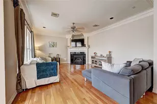 835 Rosine St, Houston, TX 77019 - Photo 7