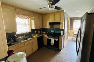 2007 River Falls Dr, Houston, TX 77339 - Photo 5
