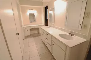 2007 River Falls Dr, Houston, TX 77339 - Photo 7