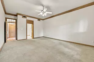 9507 Bayou Brook St, Houston, TX 77063 - Photo 25