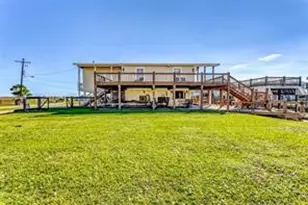 1331 Bay Dr, Crystal Beach, TX 77650 - Photo 41