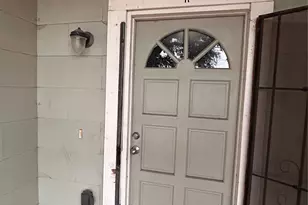 6737 Ave E, Houston, TX 77011 - Photo 3