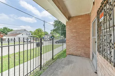 7846 Dayton Street, Houston, TX 77012 - Photo 11