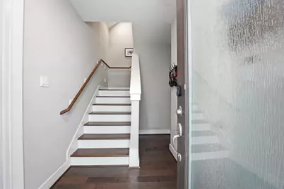 2057 Sherwood Forest Street, Houston, TX 77043 - Photo 11