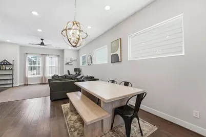 2057 Sherwood Forest Street, Houston, TX 77043 - Photo 5