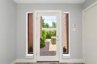 1604 Reinerman Street, Houston, TX 77007 - Photo 9