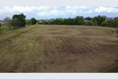 9100 Delesandri Drive, Hitchcock, TX 77563 - Photo 19