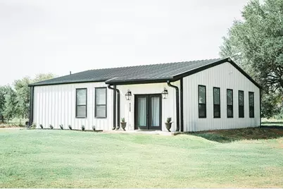 9100 Delesandri Drive, Hitchcock, TX 77563 - Photo 1