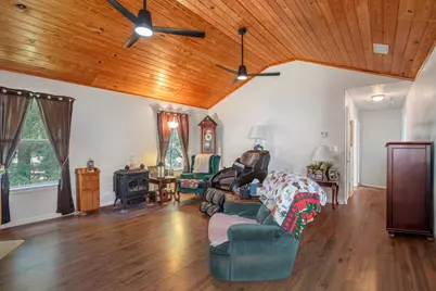 233 S Bailey Street, Trinity, TX 75862 - Photo 11