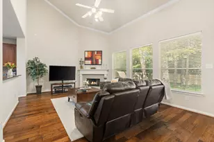 74 S Archwyck Cir, The Woodlands, TX 77382 - Photo 7