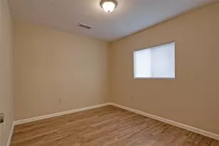 10055 Hardison Ln, Houston, TX 77041 - Photo 9