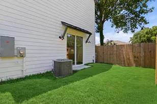 1935 Dewalt St, Houston, TX 77088 - Photo 31