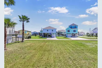 23158 Buena Street, Galveston, TX 77554 - Photo 9