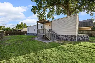 11910 Hazy Hill Dr, Houston, TX 77044 - Photo 1