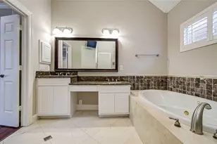4613 Floyd St, Houston, TX 77007 - Photo 29