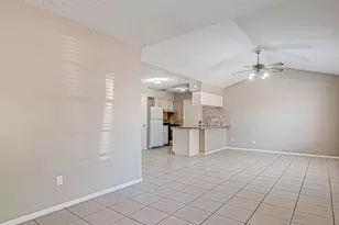 7027 Inkberry Dr, Houston, TX 77092 - Photo 7