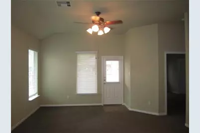 9451 Elliotts Court, Conroe, TX 77304 - Photo 7