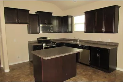 9451 Elliotts Court, Conroe, TX 77304 - Photo 3