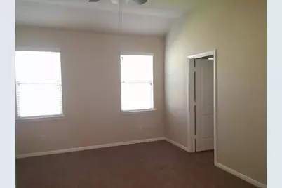 9451 Elliotts Court, Conroe, TX 77304 - Photo 9