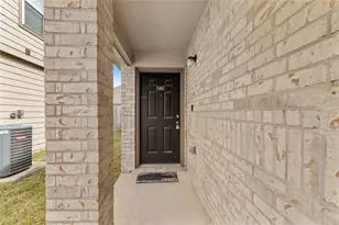 10338 White Fir Villa Ave, Houston, TX 77044 - Photo 3