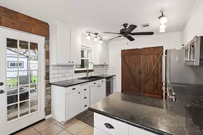 31915 Debbi Lane, Magnolia, TX 77355 - Photo 9