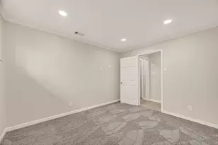 7627 Green Lawn Dr, Houston, TX 77088 - Photo 27