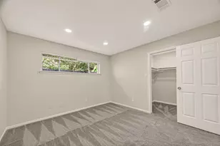 7627 Green Lawn Dr, Houston, TX 77088 - Photo 29