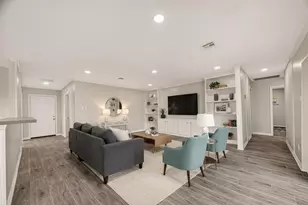 7627 Green Lawn Dr, Houston, TX 77088 - Photo 3