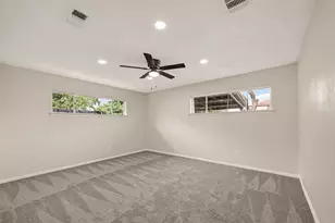 7627 Green Lawn Dr, Houston, TX 77088 - Photo 37