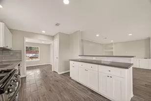 7627 Green Lawn Dr, Houston, TX 77088 - Photo 19