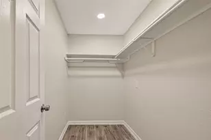 7627 Green Lawn Dr, Houston, TX 77088 - Photo 39