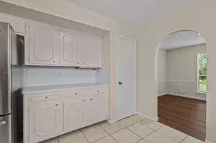 120 Texas Ave, League City, TX 77573 - Photo 13
